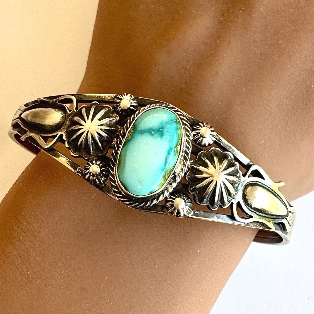 Navajo Cuff Bracelet Sonoran Turquoise 6.5in Leta Parker Native American Oval